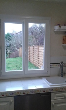 Menuiseries PVC : simple oscillo-battant